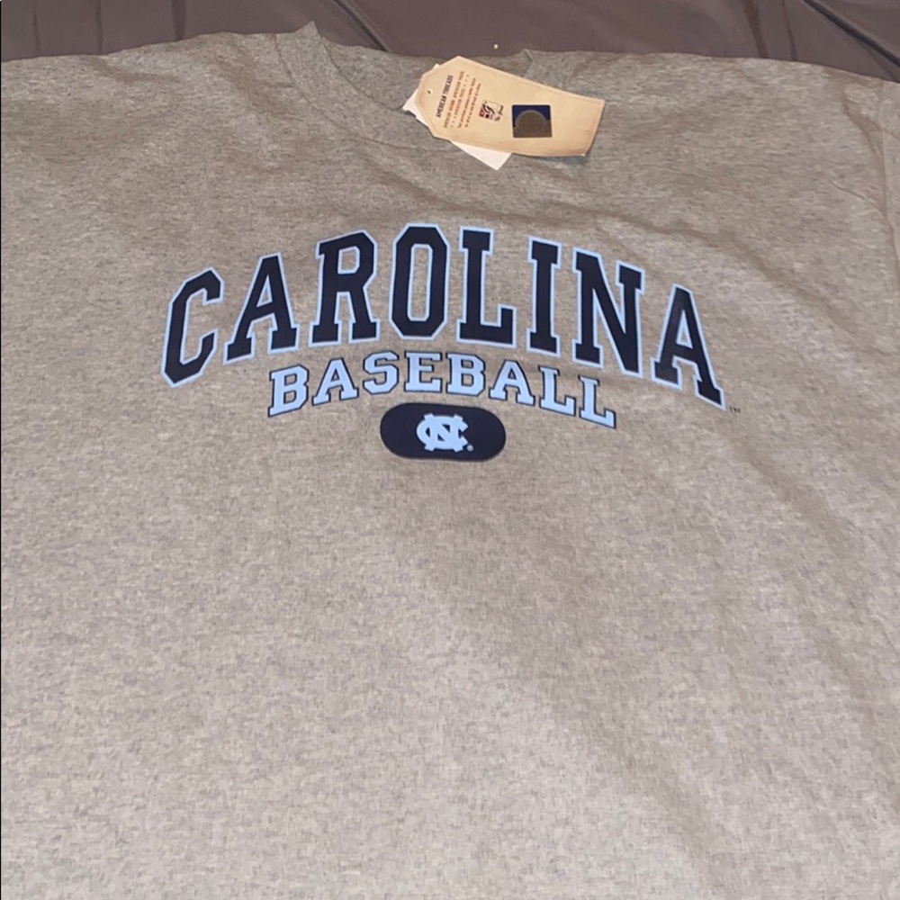 🔹▫️North Carolina Tar Heel Tee - Picture 2 of 4